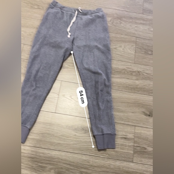 DKNY Gray Fleece Joggers with Drawstring Waist - Picture 5 of 8